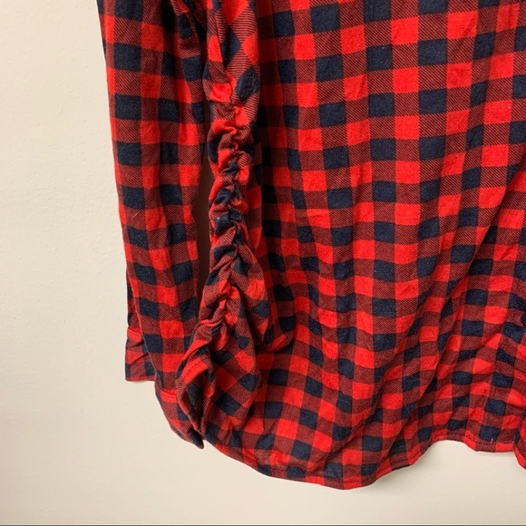 Plaid Button Down Maternity Top Blouse in Red and‎ Blue Size Extra Large - Picture 3 of 4